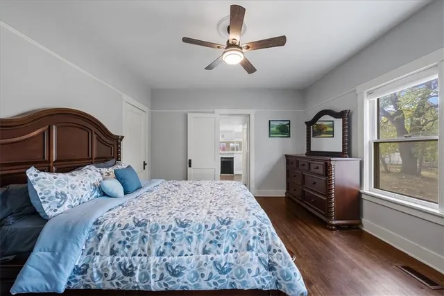 $359,950 | 807 Highgrove Road, Grandview, MO 64030