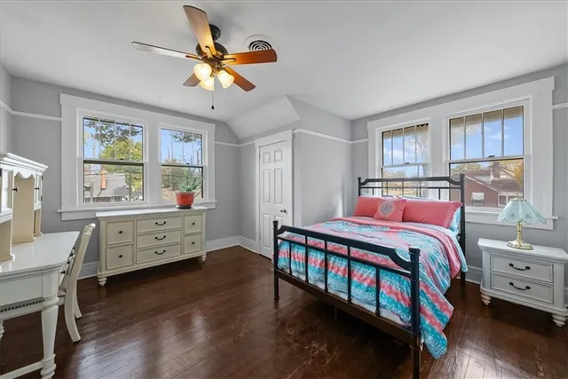 $359,950 | 807 Highgrove Road, Grandview, MO 64030