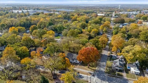 $359,950 | 807 Highgrove Road, Grandview, MO 64030