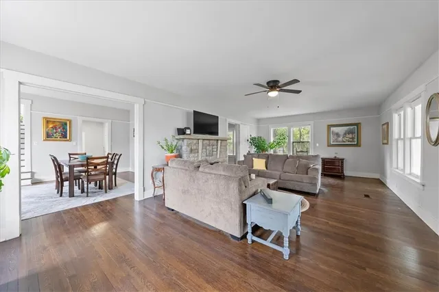 $359,950 | 807 Highgrove Road, Grandview, MO 64030