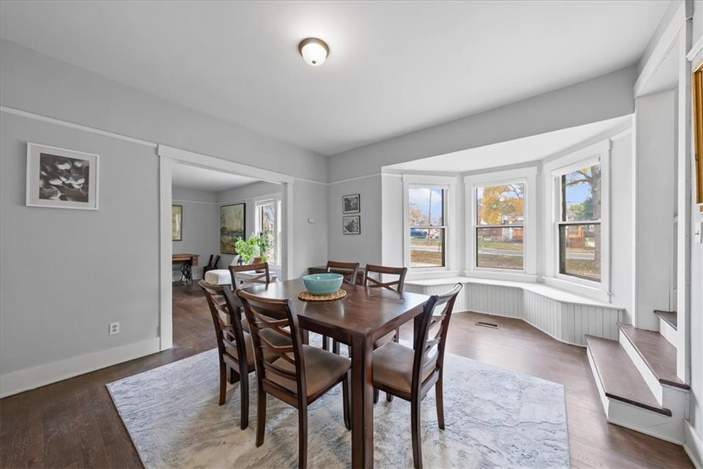 807 Highgrove Road Grandview, MO 64030 - Photo 9 of 39