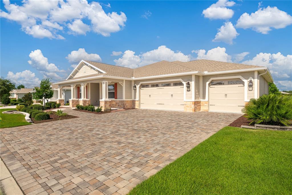 8883 Southwest 85th Loop Ocala, FL 34481 - Photo 3 of 44 Gallery Image 3