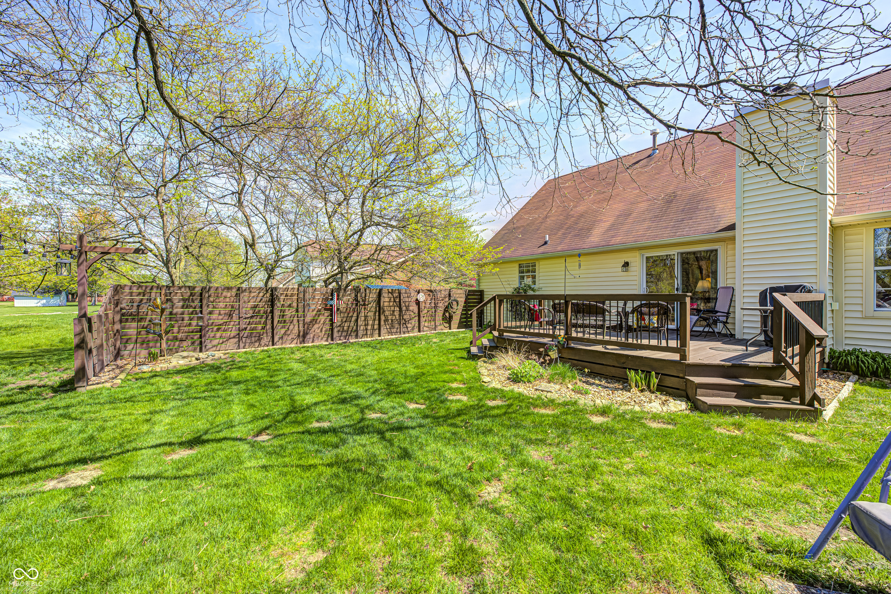 7114 Hickory Road Indianapolis, IN 46259 - Photo 30 of 39 Gallery Image 30