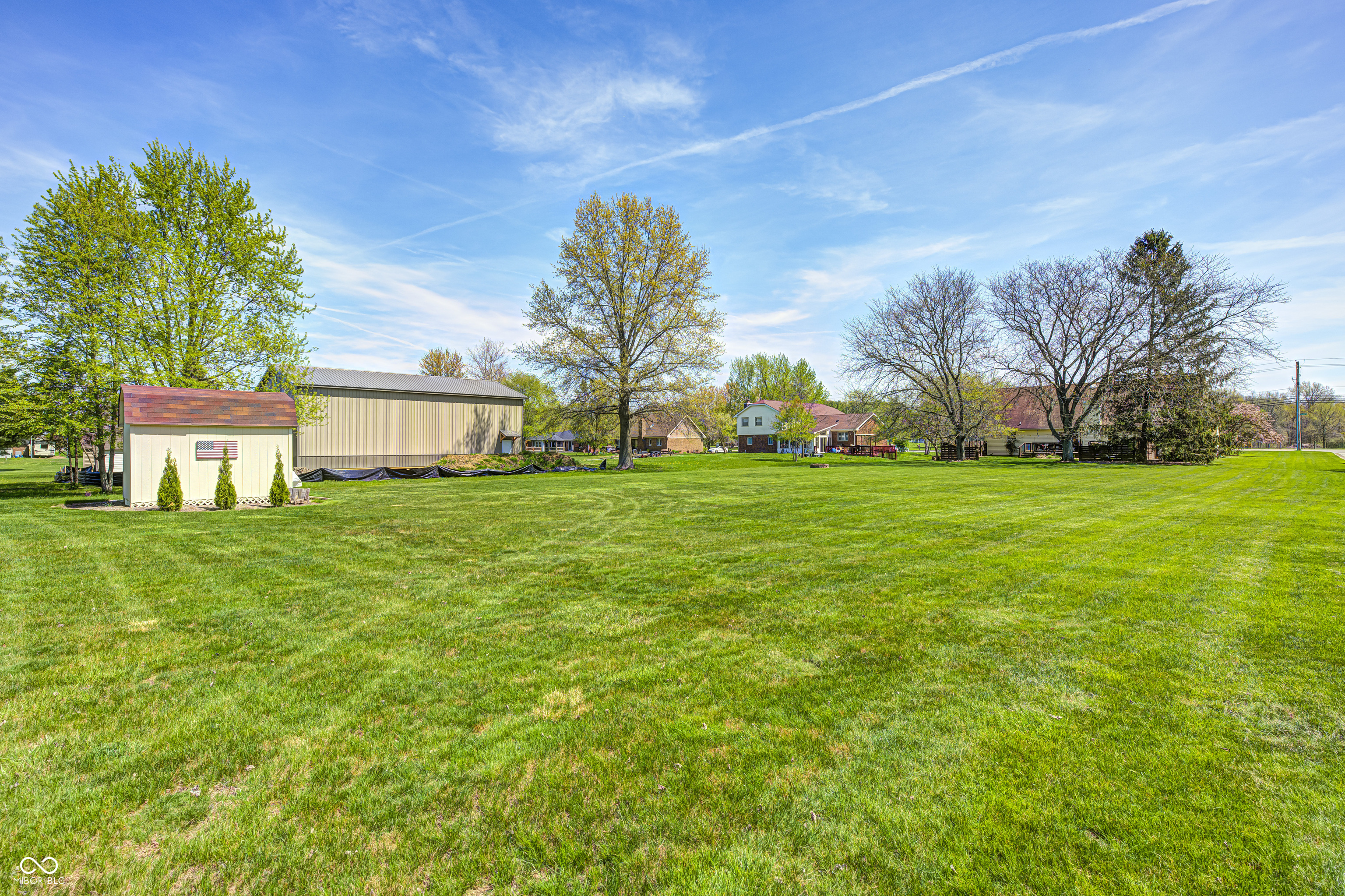 7114 Hickory Road Indianapolis, IN 46259 - Photo 32 of 39 Gallery Image 32