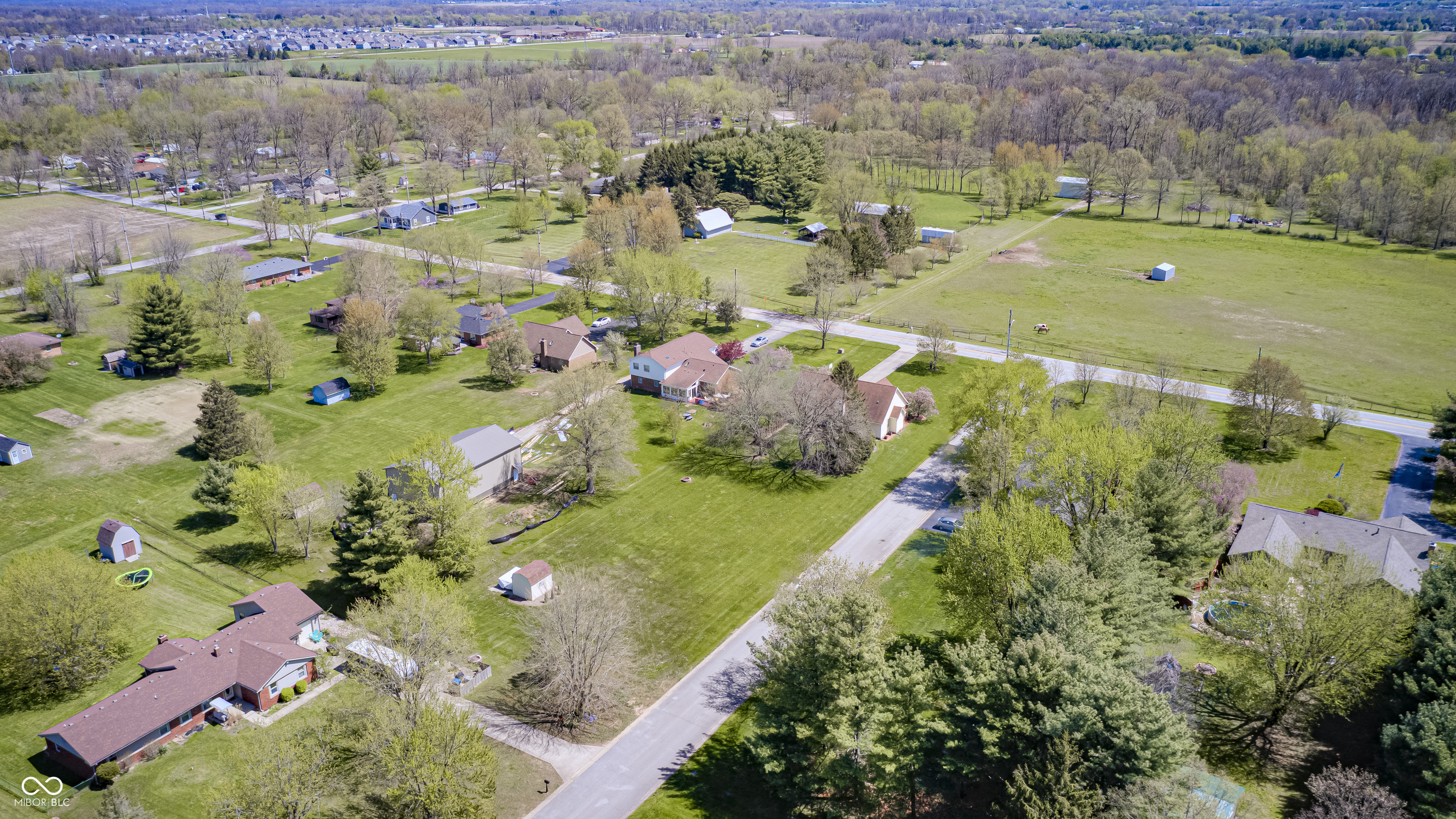 7114 Hickory Road Indianapolis, IN 46259 - Photo 38 of 39 Gallery Image 38