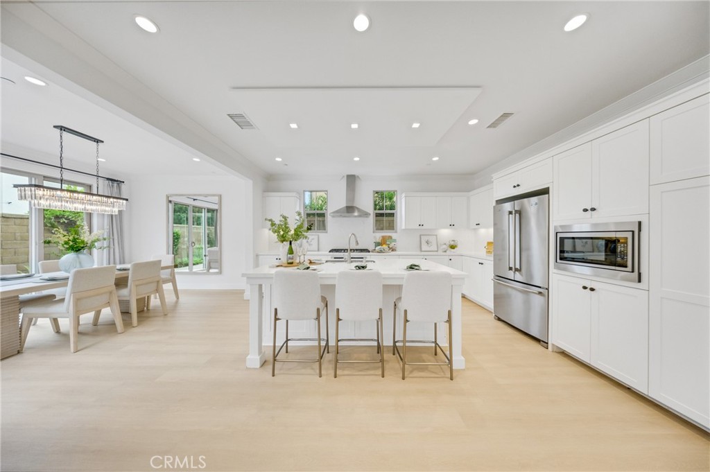 182 Frontier Irvine, CA 92620 - Photo 9 of 47