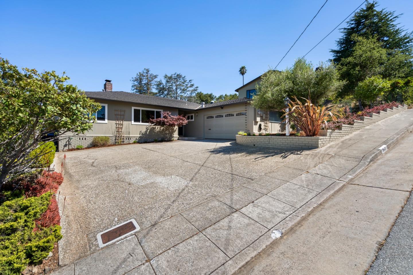 863 Viewridge Drive San Mateo, CA 94403 - Photo 48 of 50 a view of a house with a patio