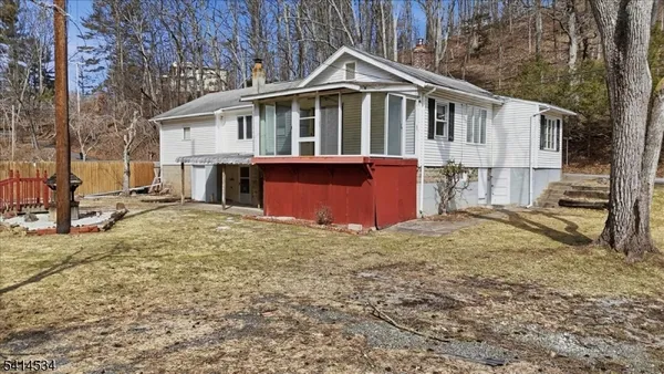 $280,000 | 213 York Road, Milford, NJ 08848