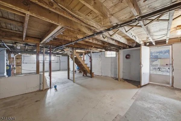 $280,000 | 213 York Road, Milford, NJ 08848