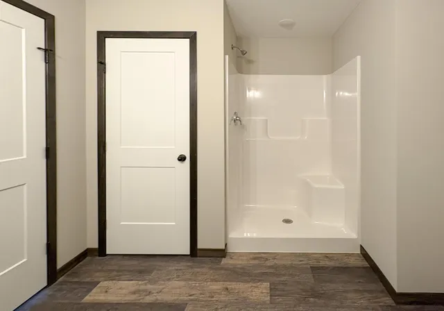 $430,000 | 15592 100th Avenue, Milaca, MN 56353