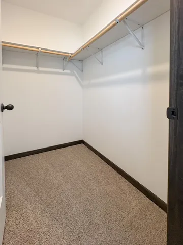 $430,000 | 15592 100th Avenue, Milaca, MN 56353