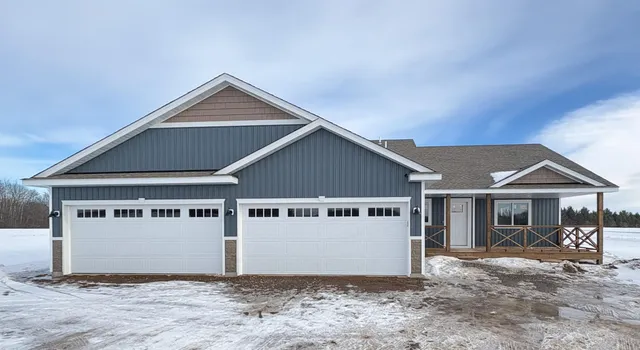 $430,000 | 15592 100th Avenue, Milaca, MN 56353