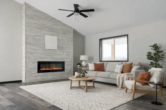 $430,000 | 15592 100th Avenue, Milaca, MN 56353