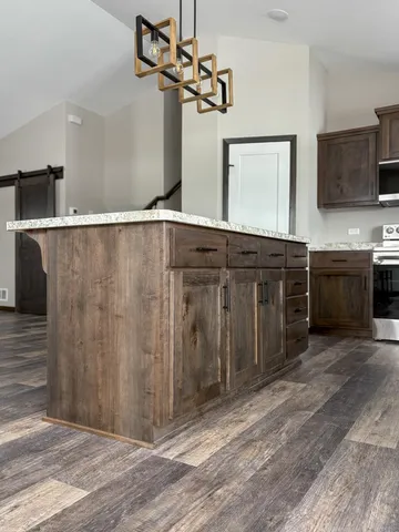 $430,000 | 15592 100th Avenue, Milaca, MN 56353