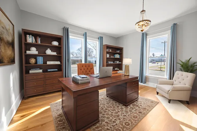 $299,999 | 202 West Main Street, Decherd, TN 37324