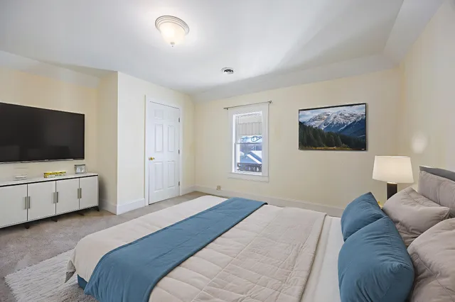 $299,999 | 202 West Main Street, Decherd, TN 37324