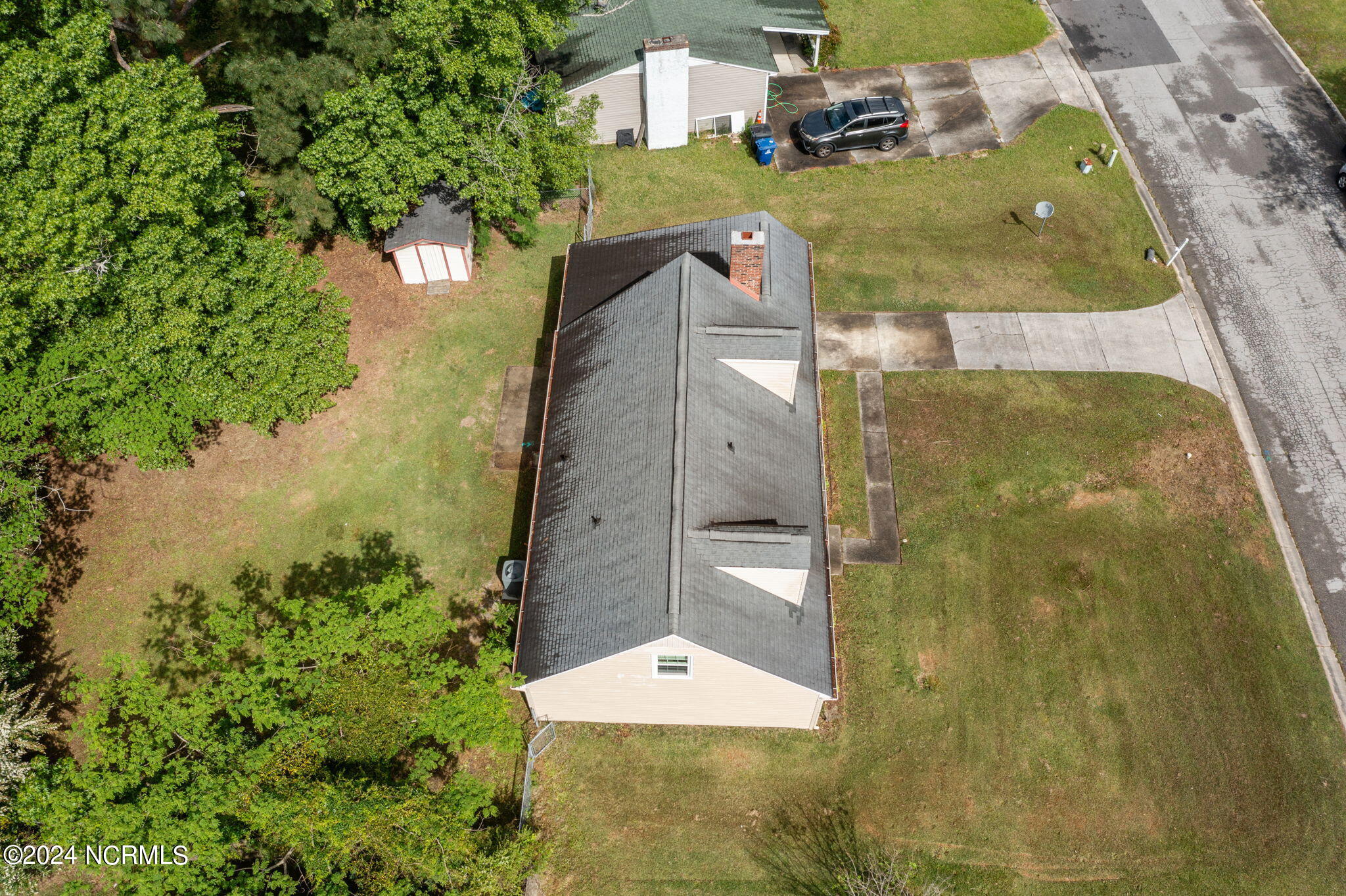 1005 Brynn Marr Road Jacksonville, NC 28546 - Photo 9 of 50 9-web-or-mls-DJI_0752