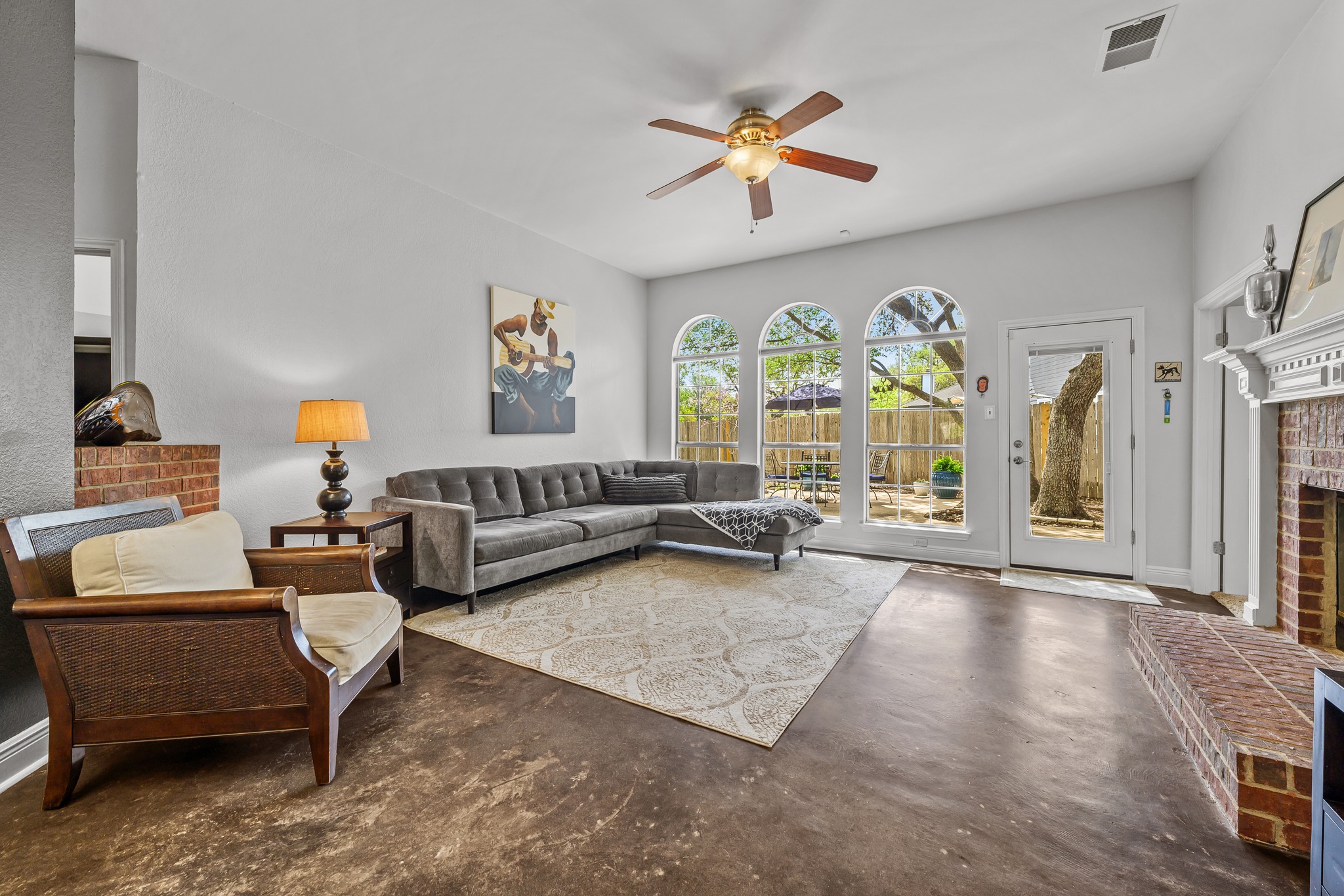 4801 Counts Cove Austin, TX 78749 - Photo 12 of 40 a living room with furniture and a large window