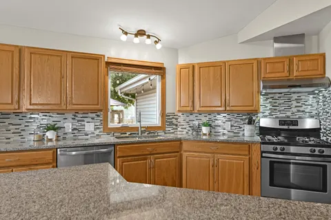 $430,000 | 4177 West Amberidge Drive, Franklin, WI 53132