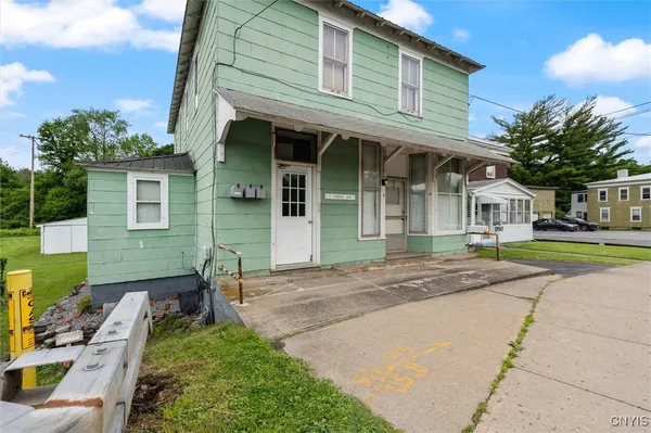 $175,500 | 1 Seneca Avenue, Oneida, NY 13421