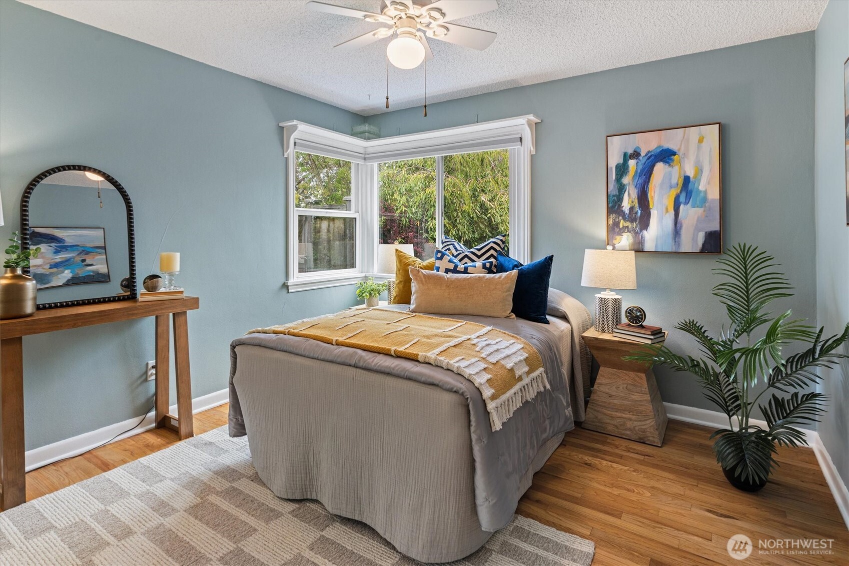 7915 34th Avenue Southwest Seattle, WA 98126 - Photo 10 of 23 Gallery Image 10