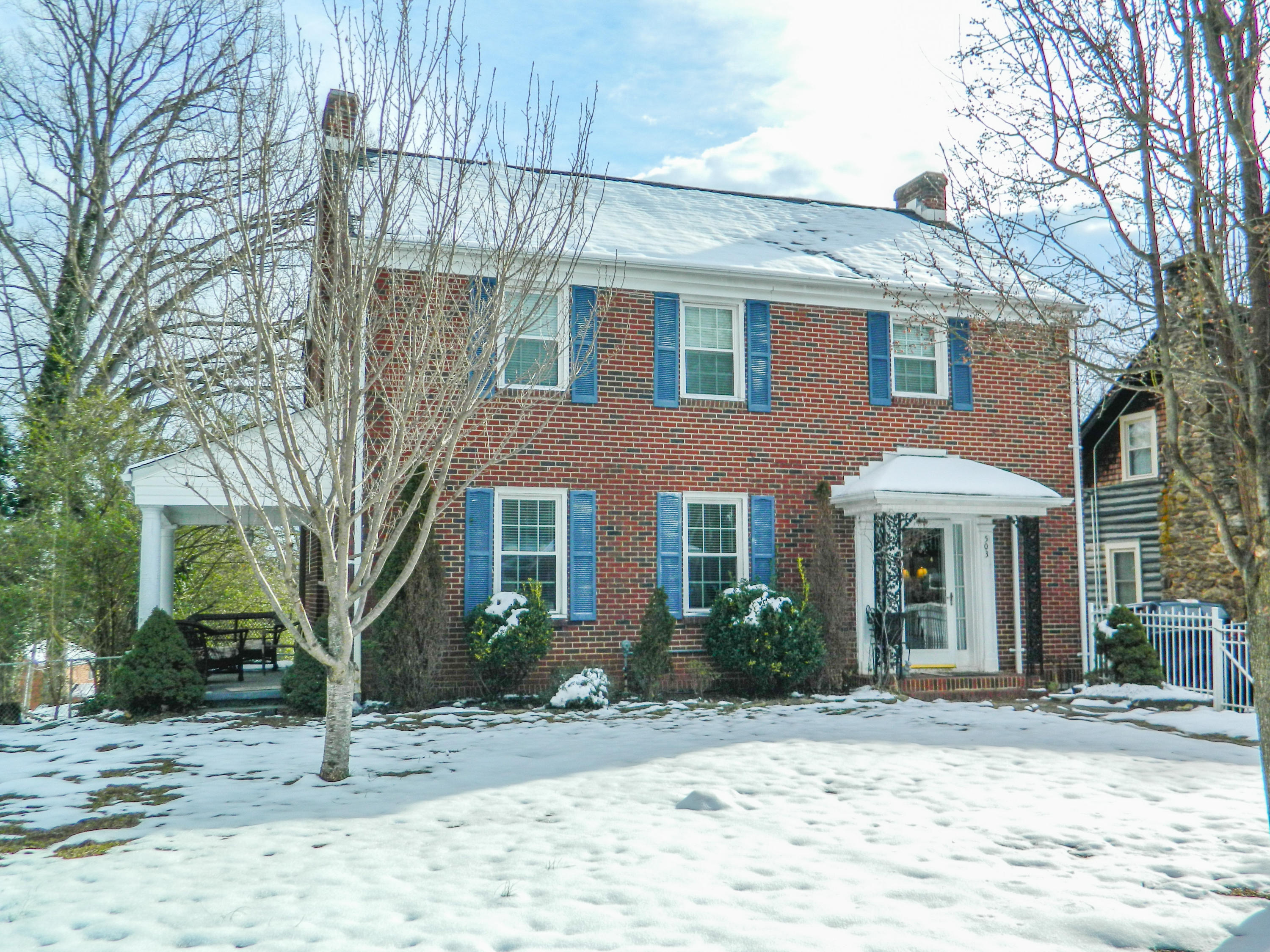 503 Rives Road Martinsville, VA 24112 - Photo 1 of 22 Main