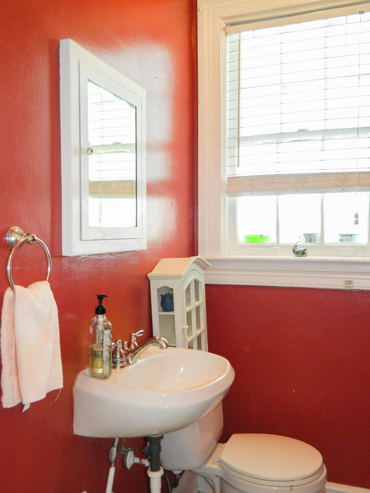 503 Rives Road Martinsville, VA 24112 - Photo 14 of 22 DSCN7366_edited