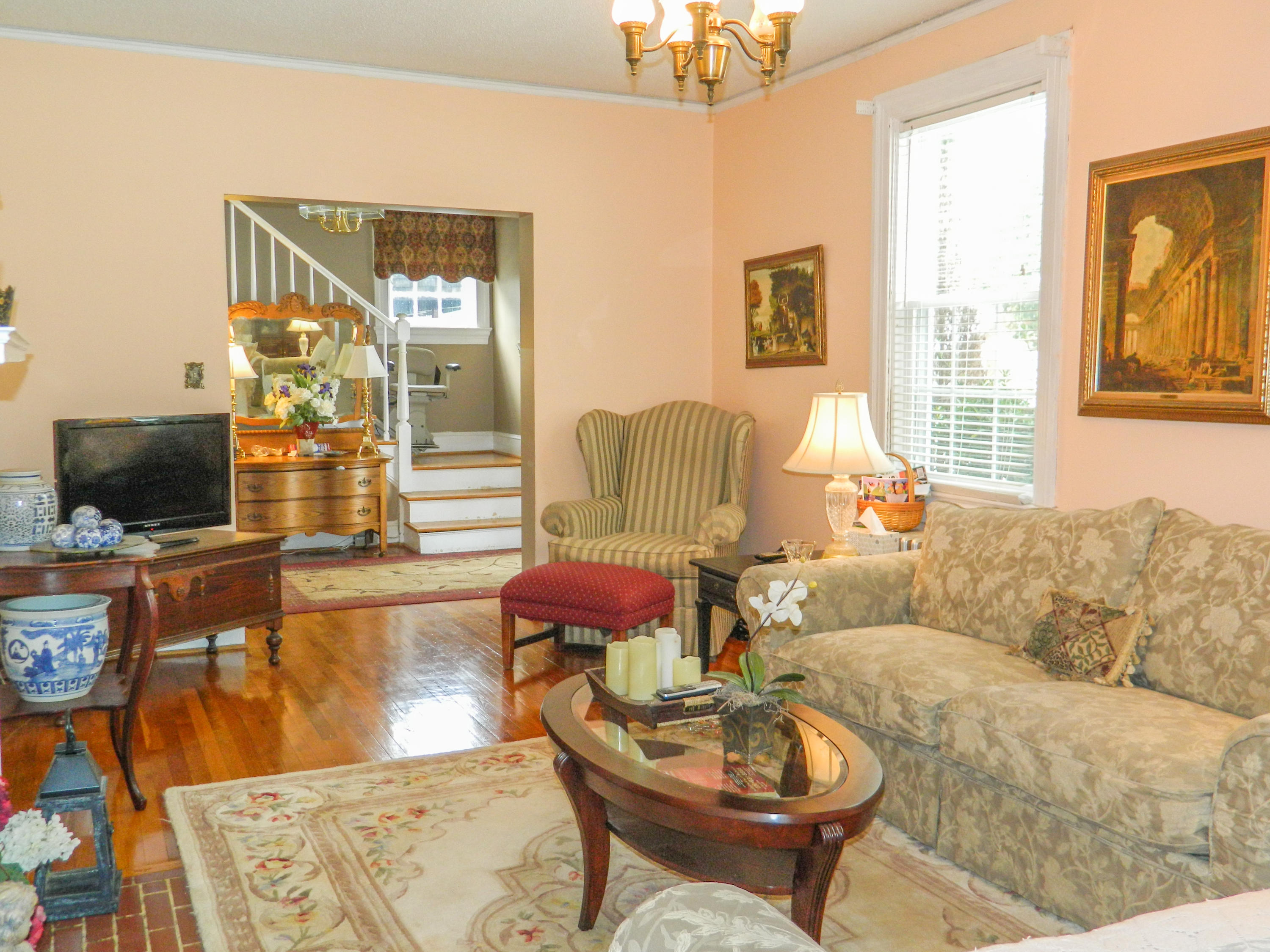 503 Rives Road Martinsville, VA 24112 - Photo 8 of 22 DSCN7357_edited