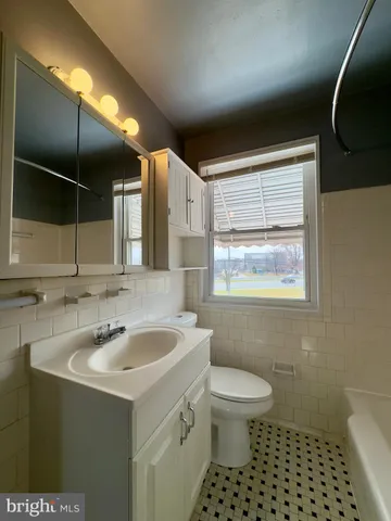 $2,300 | 5466 Addington Road, Baltimore, MD 21207