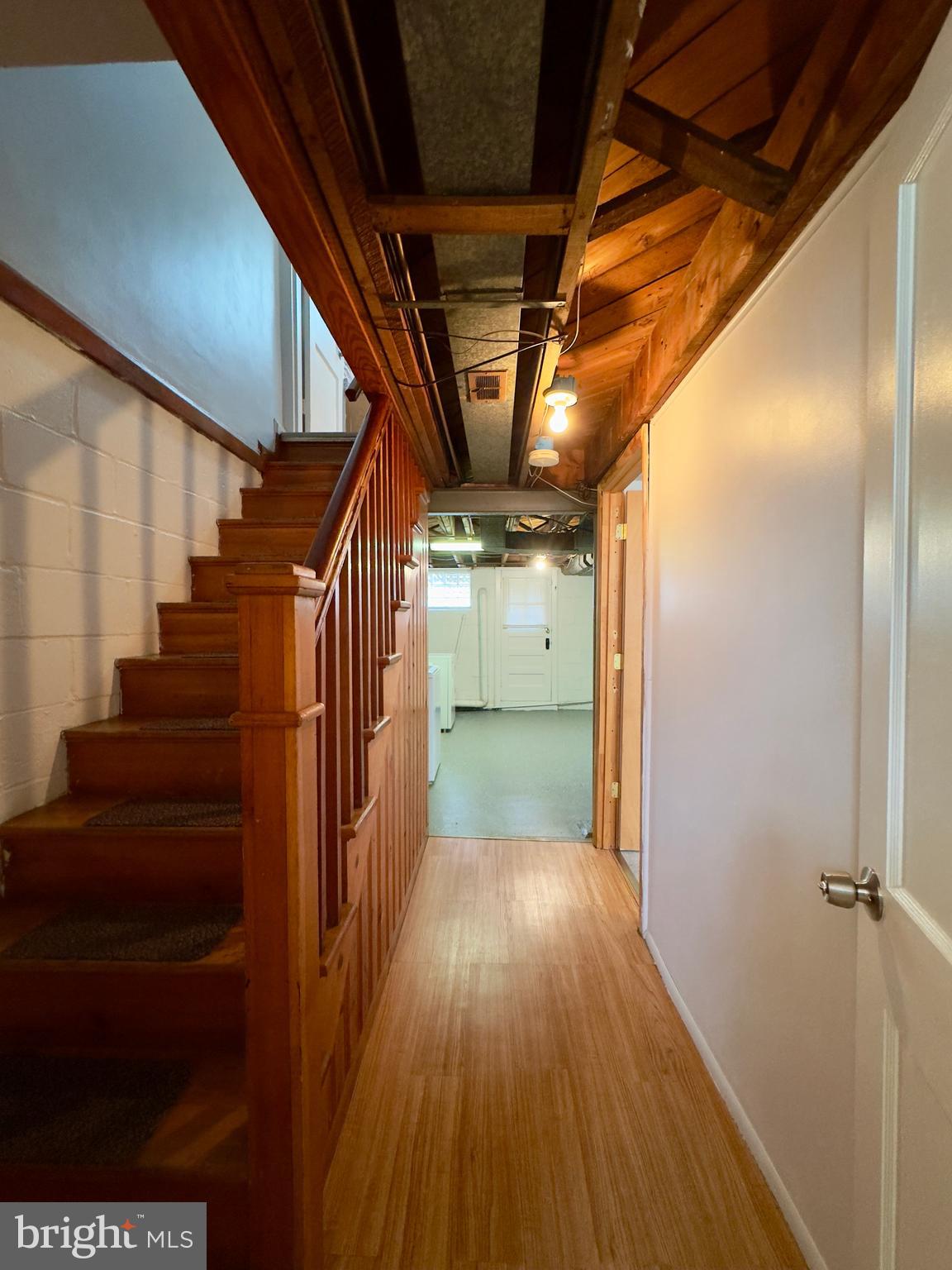 5466 Addington Road Baltimore, MD 21207 - Photo 5 of 21