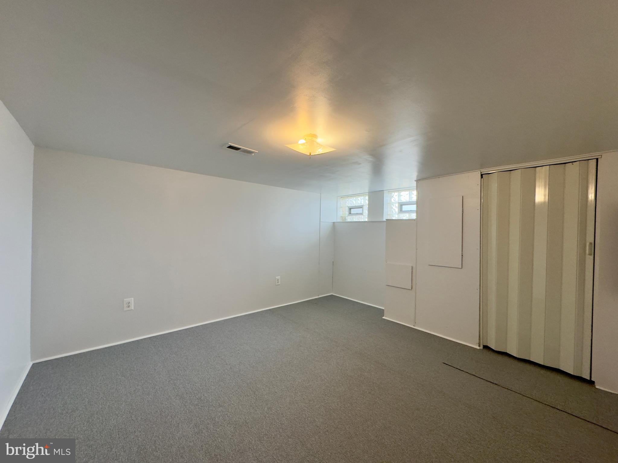 5466 Addington Road Baltimore, MD 21207 - Photo 6 of 21