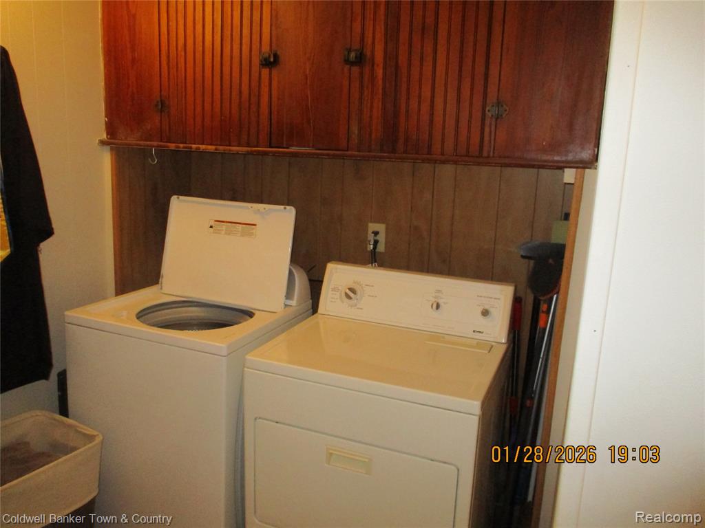 435 East Grand River Road Fowlerville, MI 48836 - Photo 11 of 20