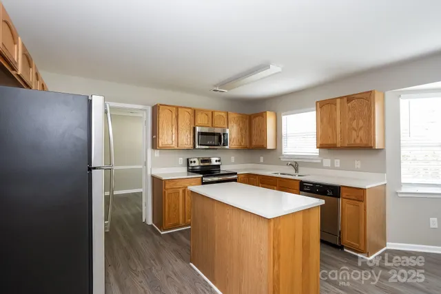 $2,325 | 196 Stallings Mill Drive, Mooresville, NC 28115