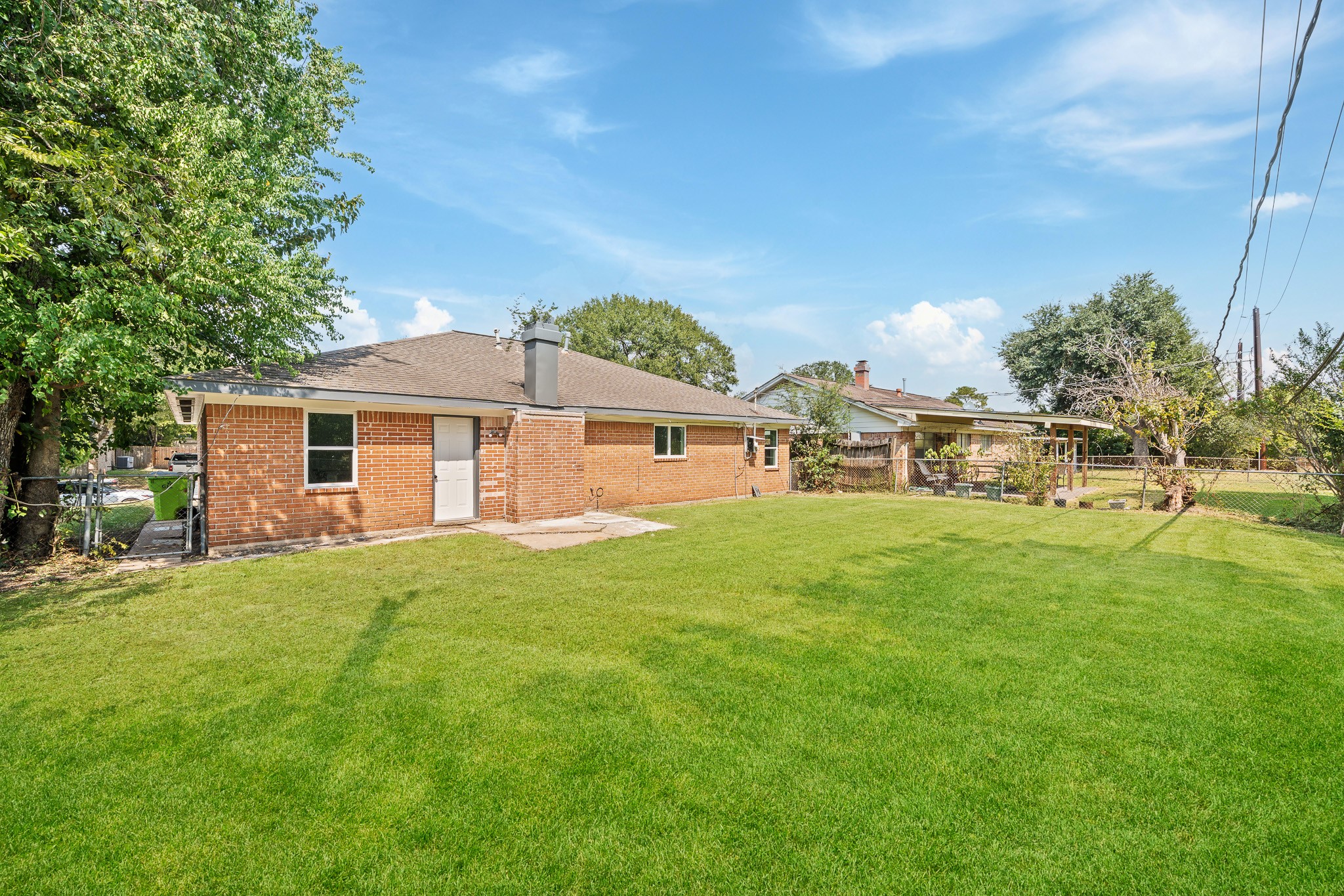 15415 West Hampton Circle Houston, TX 77071 - Photo 33 of 35 a front view of house with yard and seating area