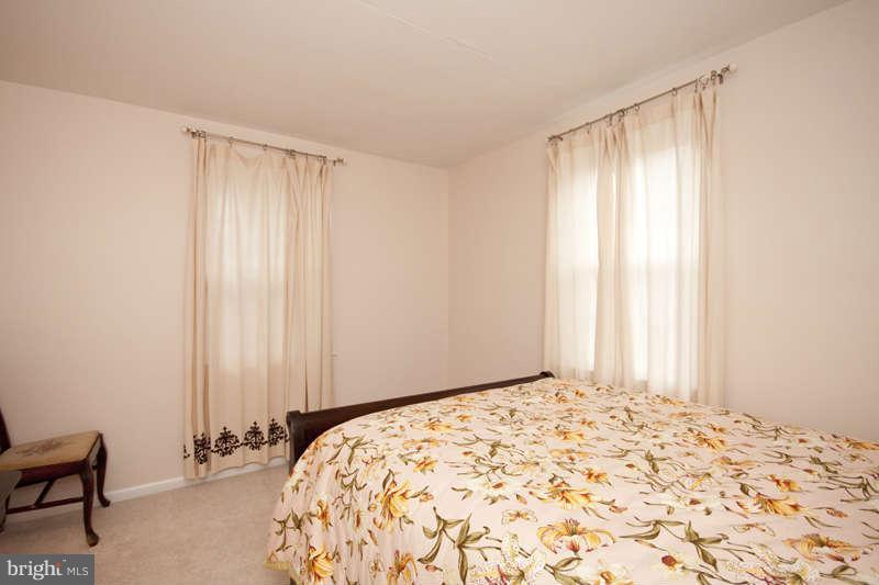 1314 Heather Hill Road Baltimore, MD 21239 - Photo 16 of 25 Bedroom Master