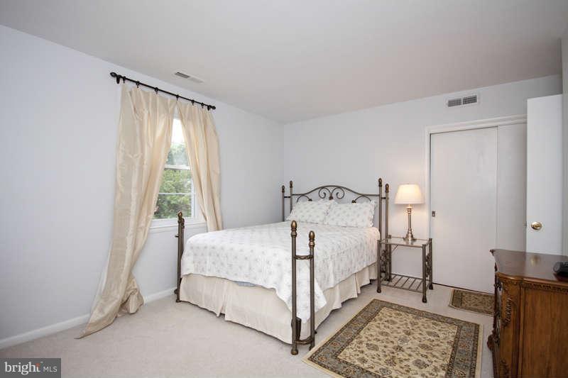 1314 Heather Hill Road Baltimore, MD 21239 - Photo 19 of 25 Bedroom Master