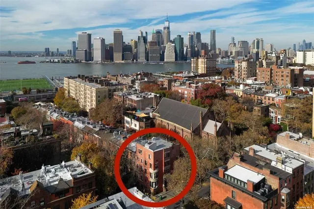 $2,499,999 | 260 Hicks Street | Brooklyn Heights