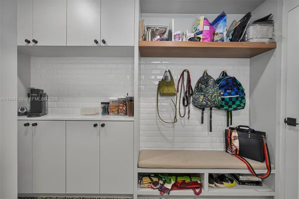 $1,550,000 | 7993 Northwest 161st Terrace, Miami Lakes, FL 33016