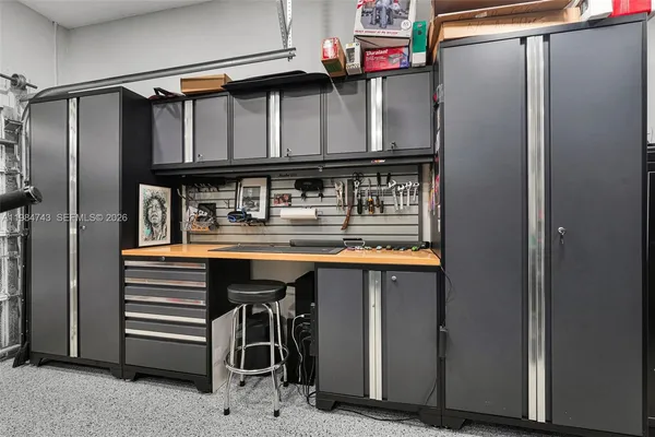 $1,550,000 | 7993 Northwest 161st Terrace, Miami Lakes, FL 33016