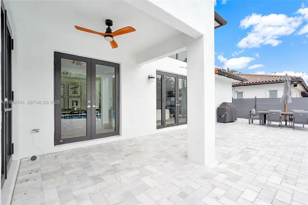 $1,550,000 | 7993 Northwest 161st Terrace, Miami Lakes, FL 33016