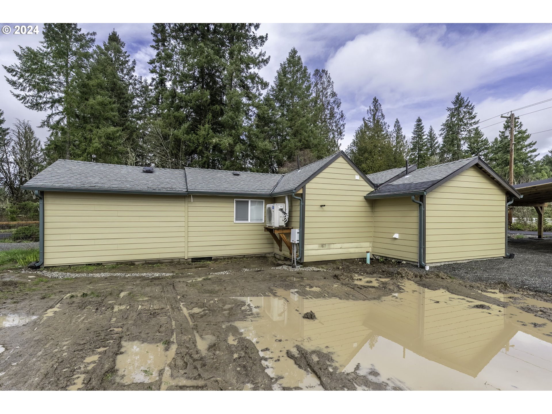 128 Eadon Road Toledo, WA 98591 - Photo 30 of 35 a view of a house with a yard