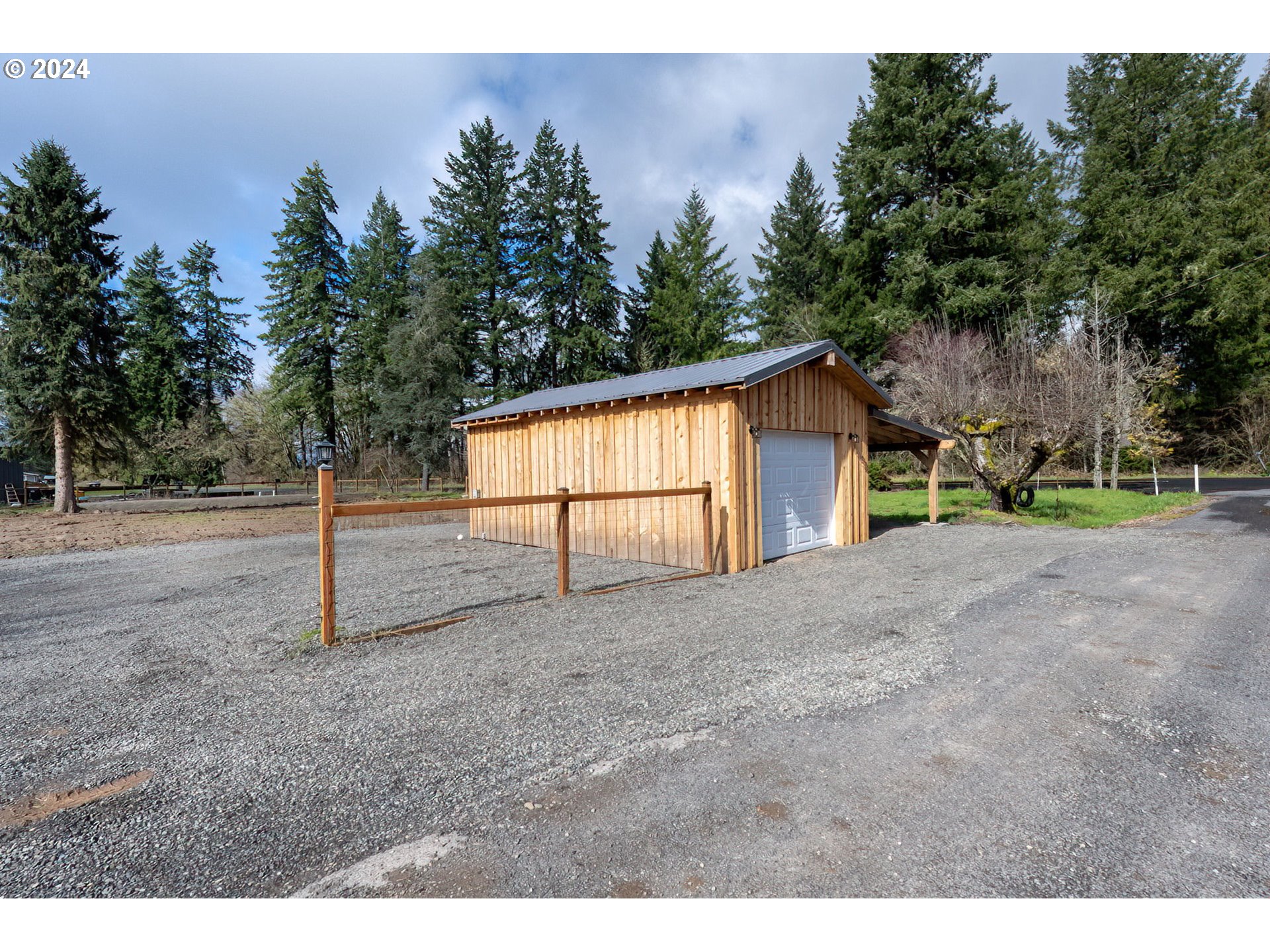 128 Eadon Road Toledo, WA 98591 - Photo 31 of 35 a view of a backyard