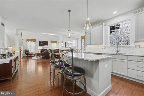 $725,000 | 230 Ironstone Lane, Elverson, PA 19520