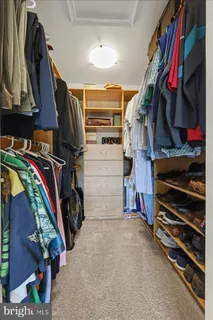 $725,000 | 230 Ironstone Lane, Elverson, PA 19520