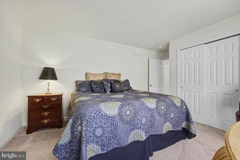 $725,000 | 230 Ironstone Lane, Elverson, PA 19520