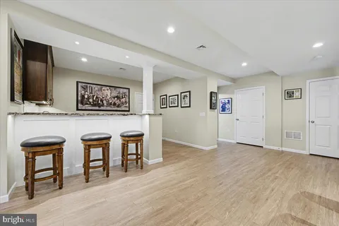 $725,000 | 230 Ironstone Lane, Elverson, PA 19520