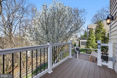 $725,000 | 230 Ironstone Lane, Elverson, PA 19520