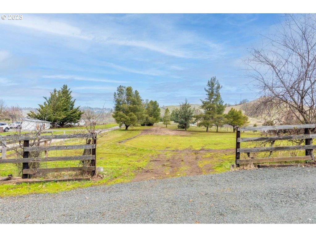186 Bell Ranch Lane Roseburg, OR 97470 - Photo 30 of 32 Gallery Image 30