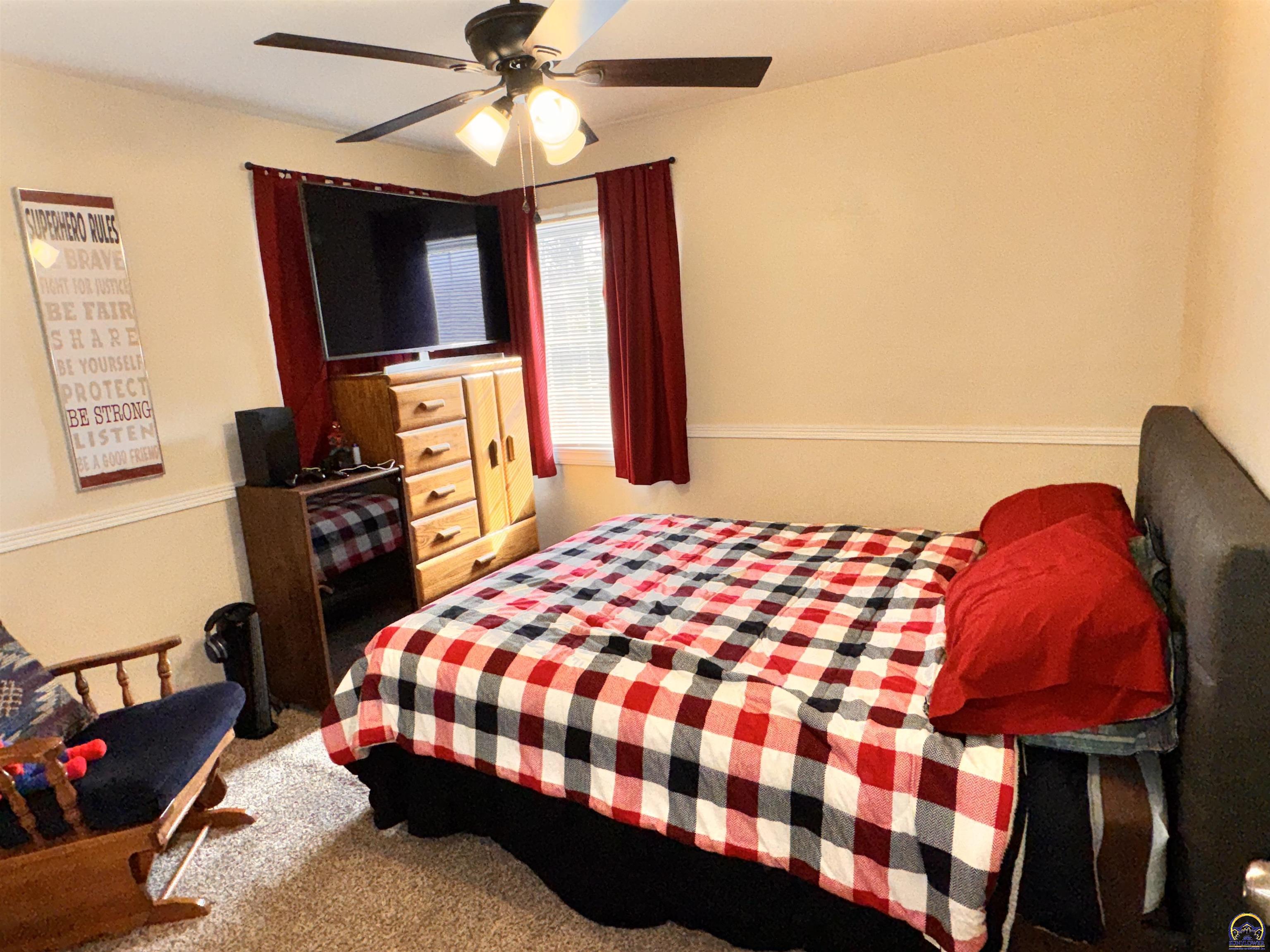 5625 Southwest 16th Street Topeka, KS 66604 - Photo 10 of 20