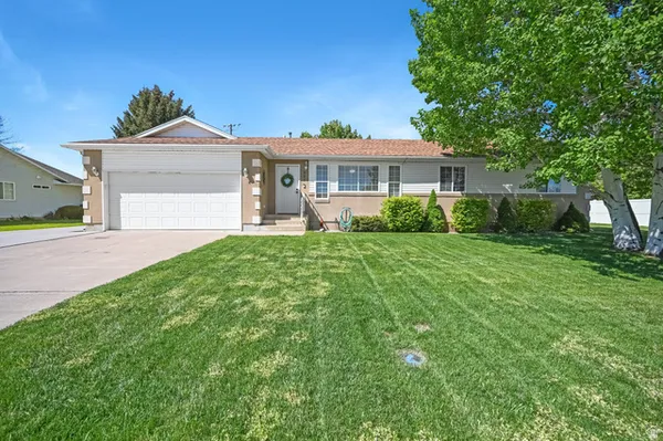$380,000 | 335 East Valley View Drive, Preston, ID 83263